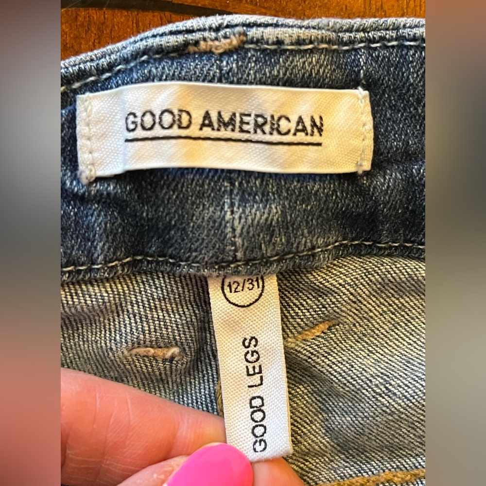 Good American ripped skinny jeans Stretchy, shaping, slimming. Medium blue 12/31 - Picture 7 of 11